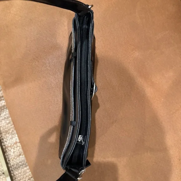 Y2K Fairweather Black Shoulder Bag Silver Buckle Belt Detail - Picture 4 of 8
